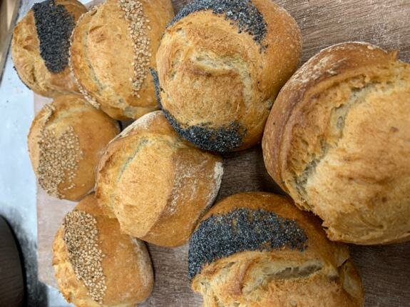 Knapperig bolletje, 100gr, Bosakker Brood, niet biologisch gecertificeerd