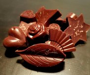 Chocoliefjes-puur 50gr, Gezond Snoepen met Marjoleine Chocoliefjes-puur 50gr, Gezond Snoepen met Marjoleine